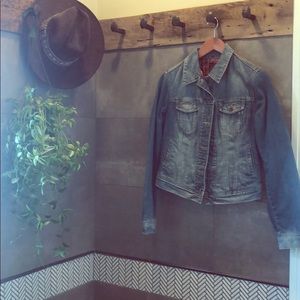 Women’s Jean Jacket